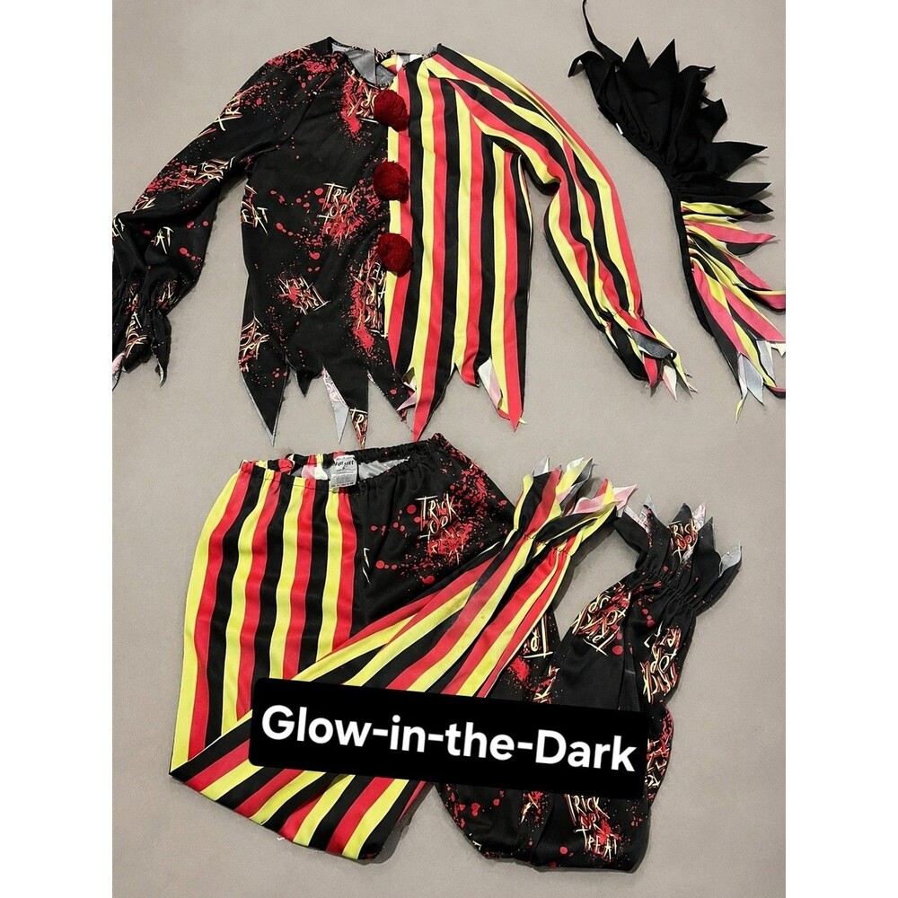 Spirit Halloween Kids Glow in the Dark Scary Killer Clown Costume Small 6 7 8